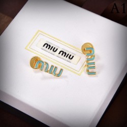 Those who want a classic Earrings 2023SS MIU MIU